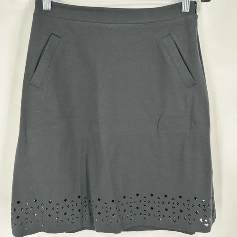 NWT Banana Republic Geometric‎ Laser Cut Ponte Pencil Skirt Black Size 2 Office
